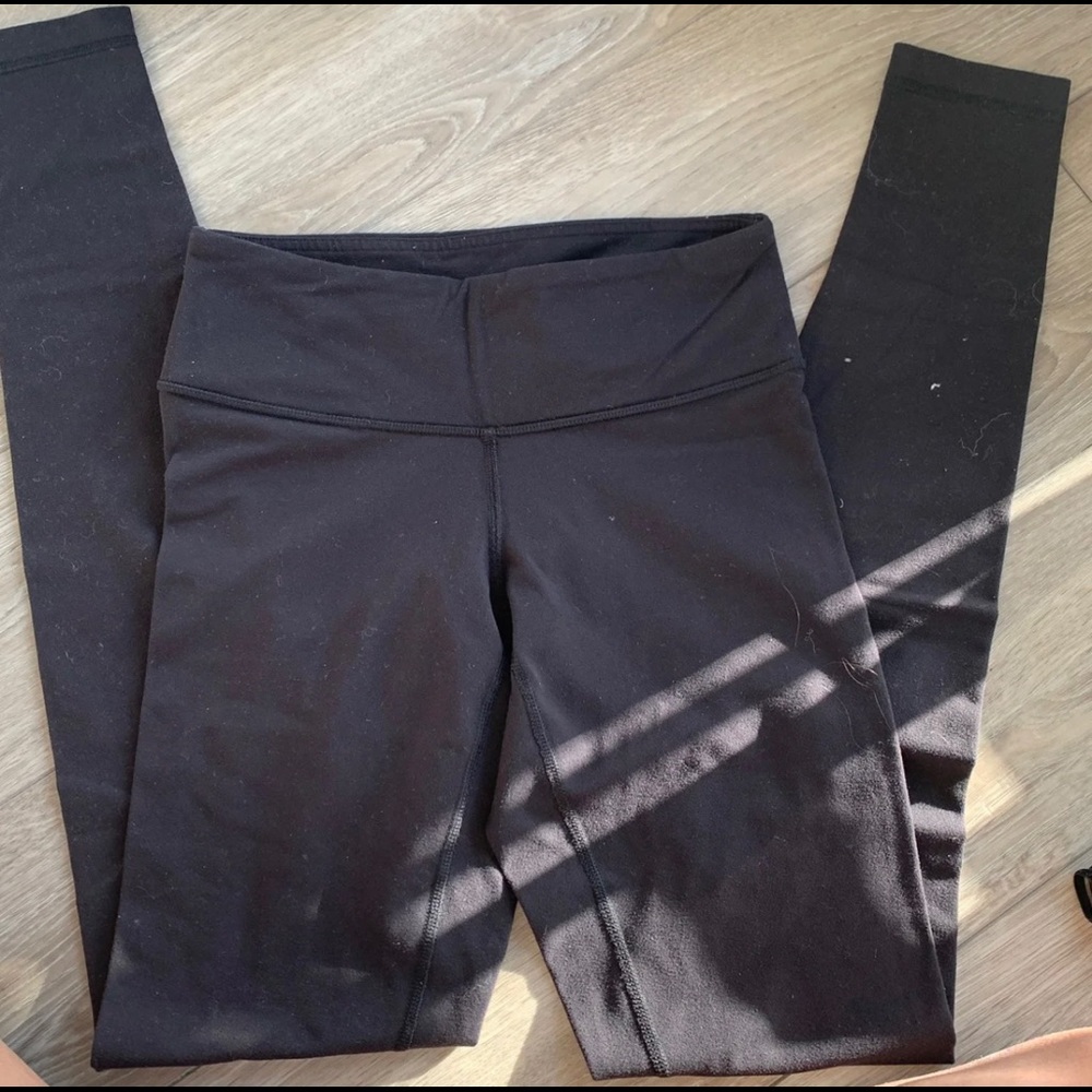 Lululemin black leggings